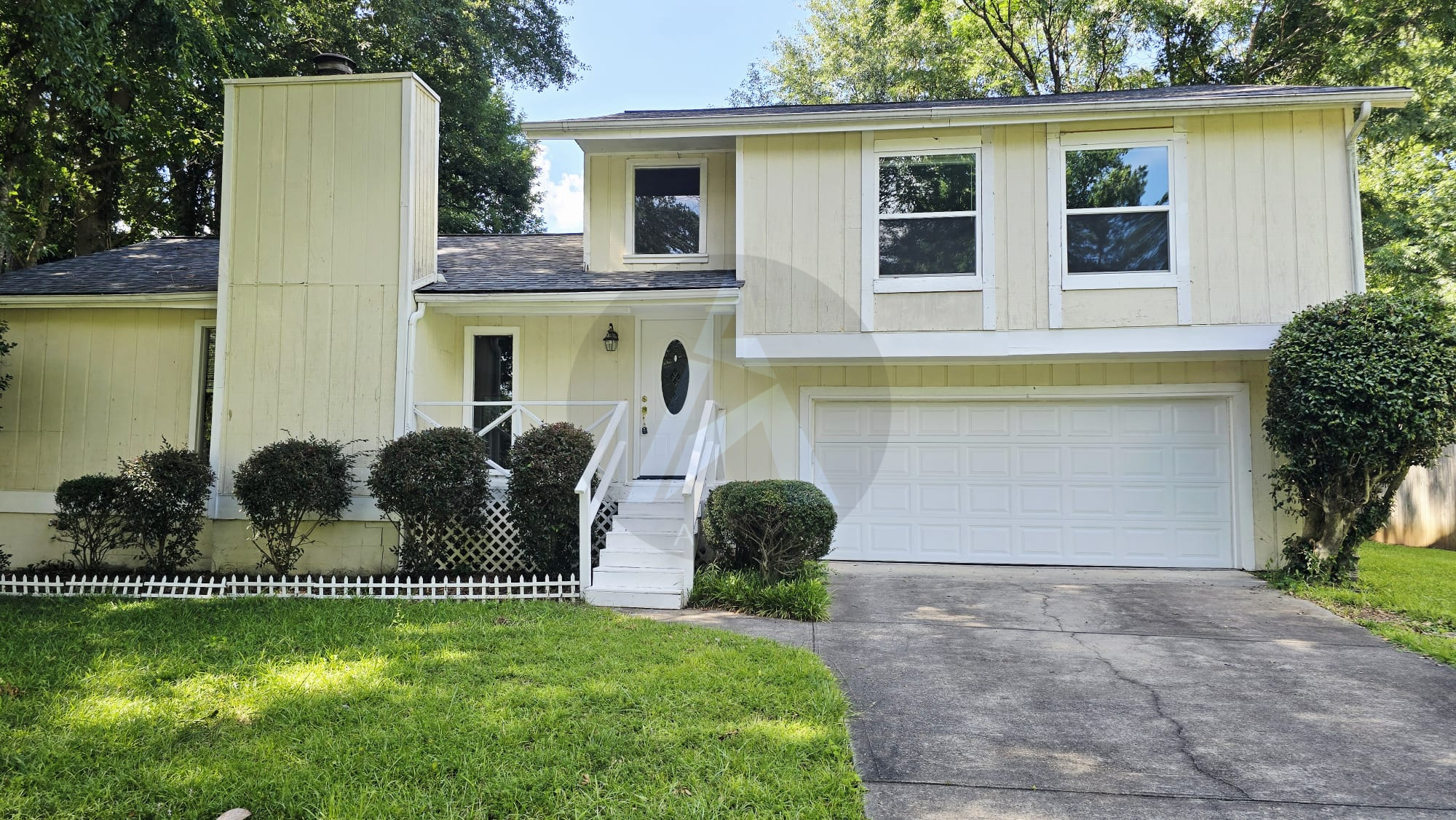 180 Moonshadow Court