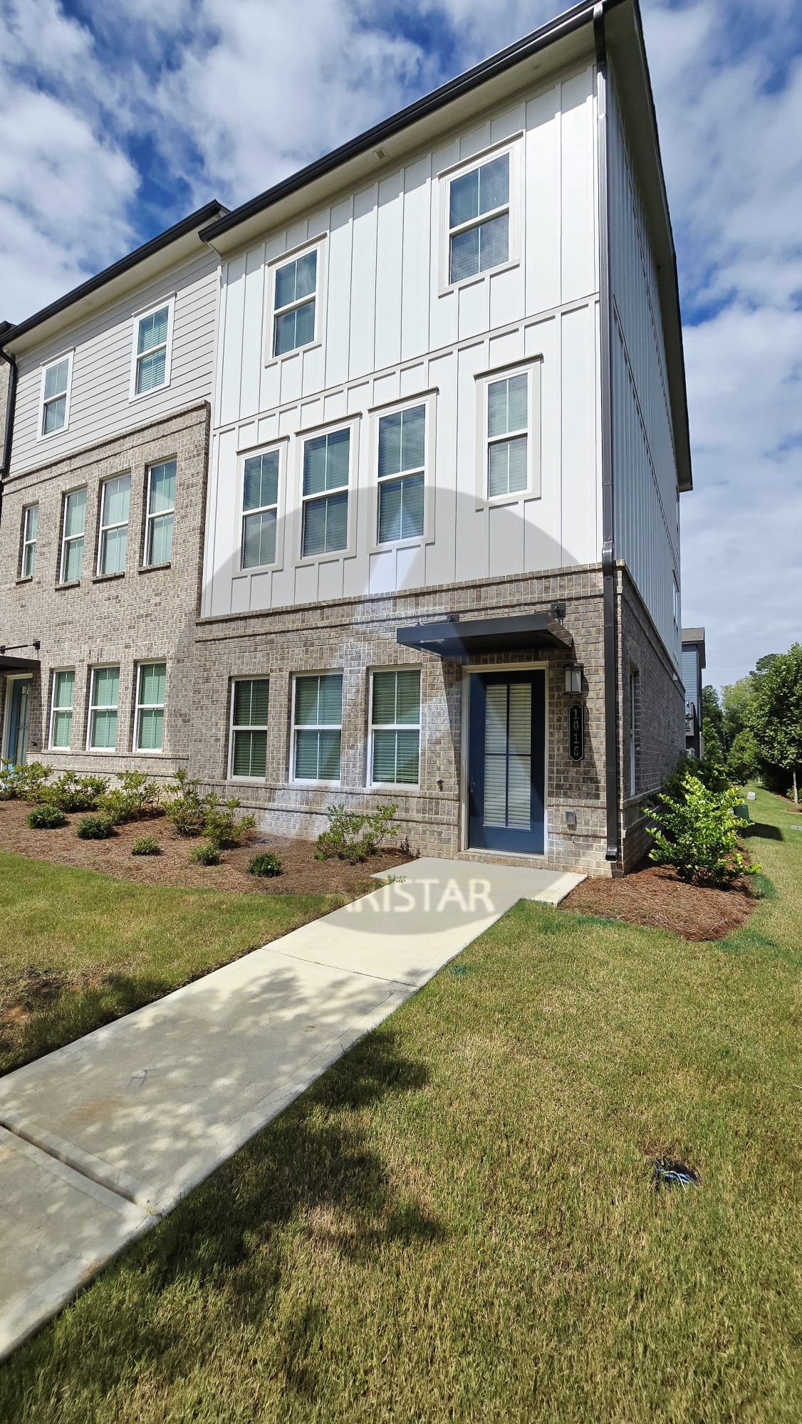 1016 Taylor Ct